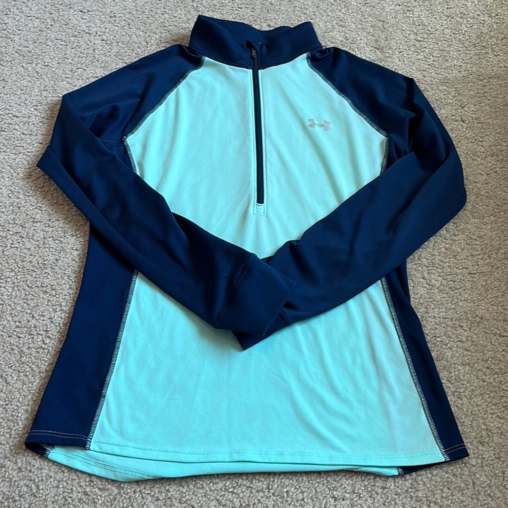 Under Armor size Medium blue quarter zip up